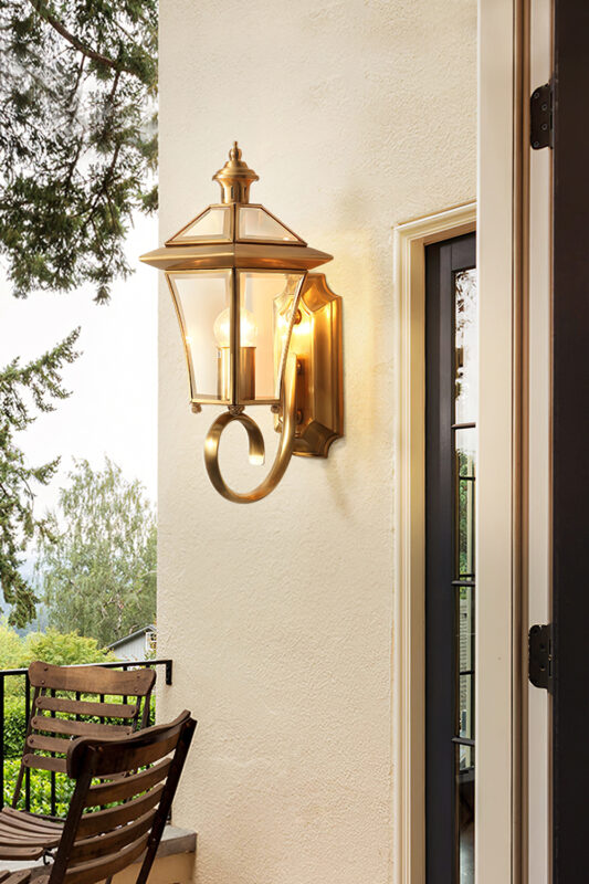 Beautiful and functional outdoor lighting: 9 classic brass wall lights -  Mooielight