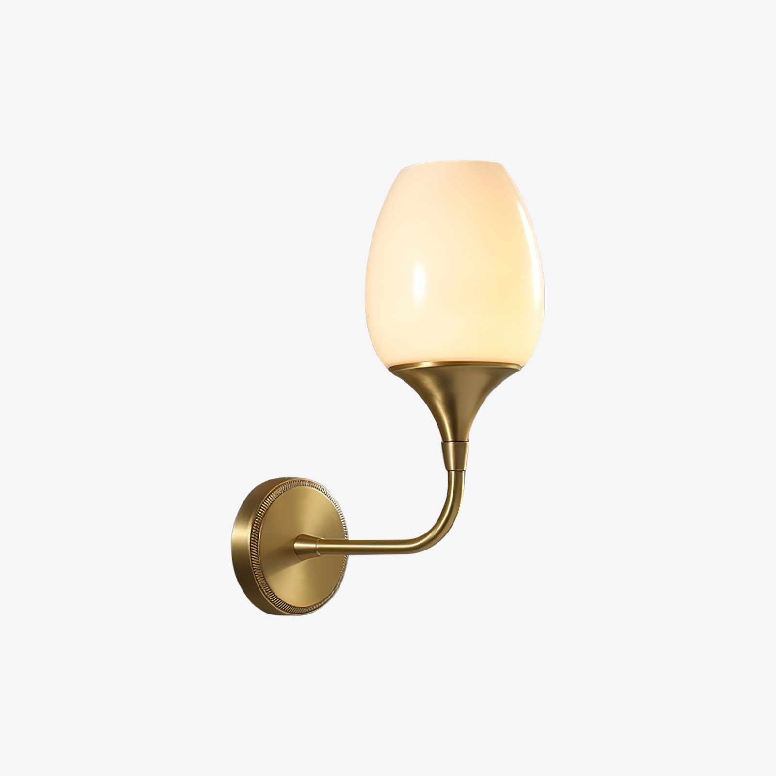 Beautiful and functional outdoor lighting: 9 classic brass wall lights -  Mooielight